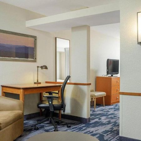 Fairfield Inn & Suites By Marriott Падака Экстерьер фото