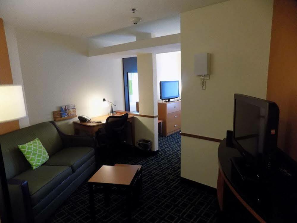 Fairfield Inn & Suites By Marriott Падака Экстерьер фото